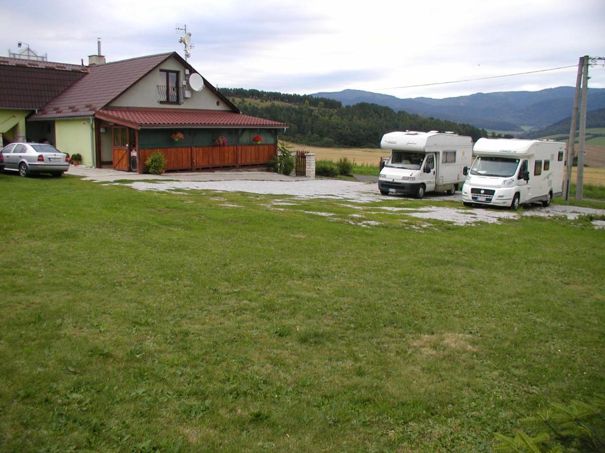 Penzion Drevenik Otel Spišské Podhradie Dış mekan fotoğraf