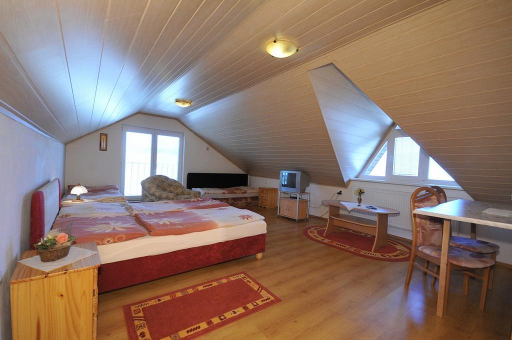 Penzion Drevenik Otel Spišské Podhradie Dış mekan fotoğraf