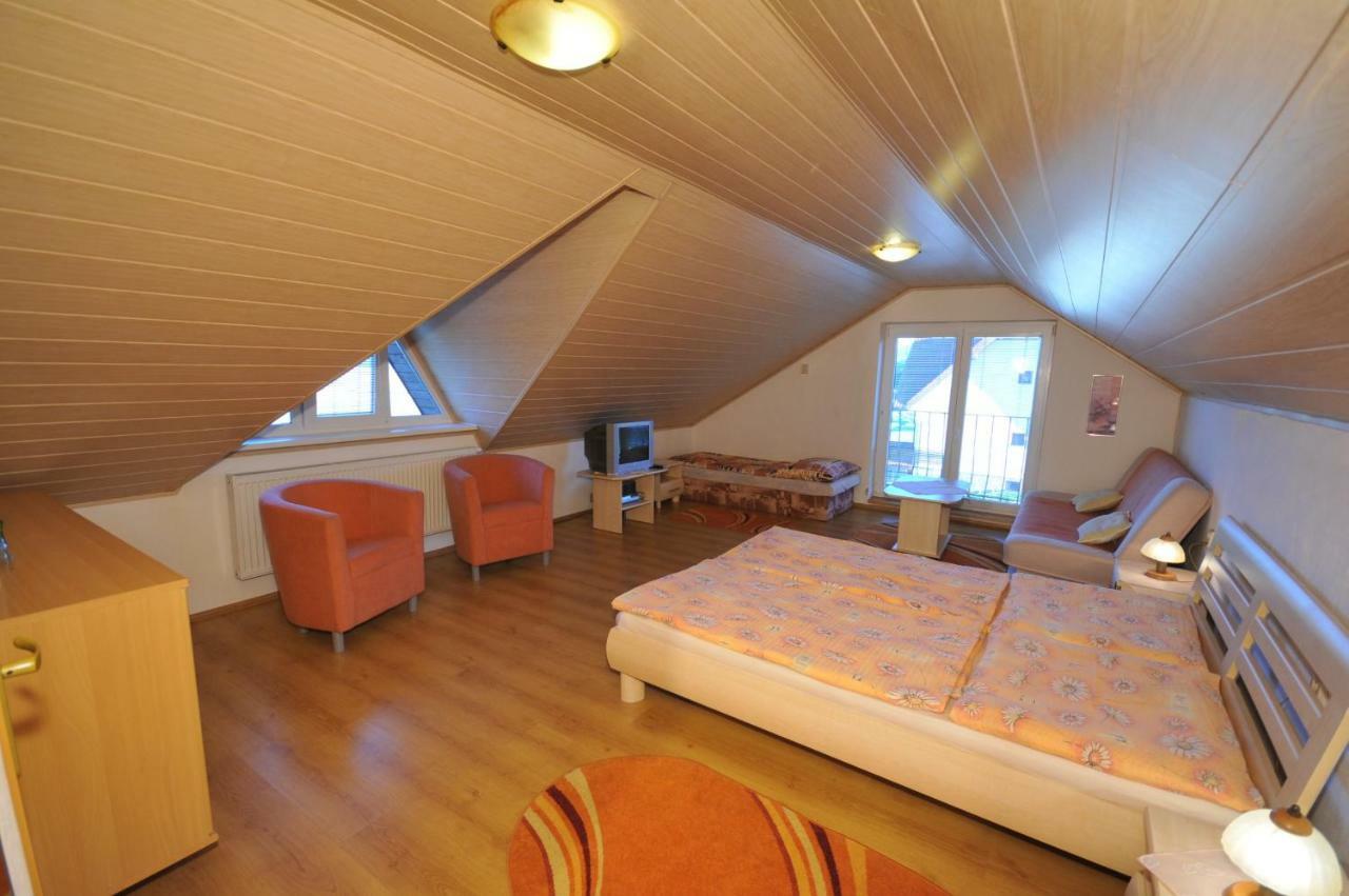 Penzion Drevenik Otel Spišské Podhradie Dış mekan fotoğraf